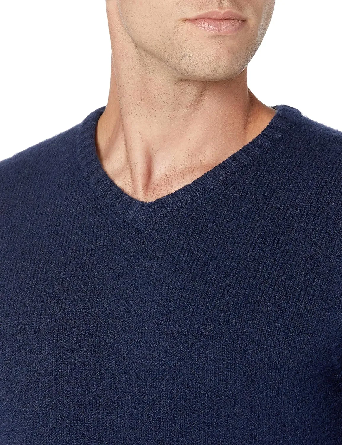 Amazon Essentials Men's Long-Sleeve Soft Touch V-Neck Sweater