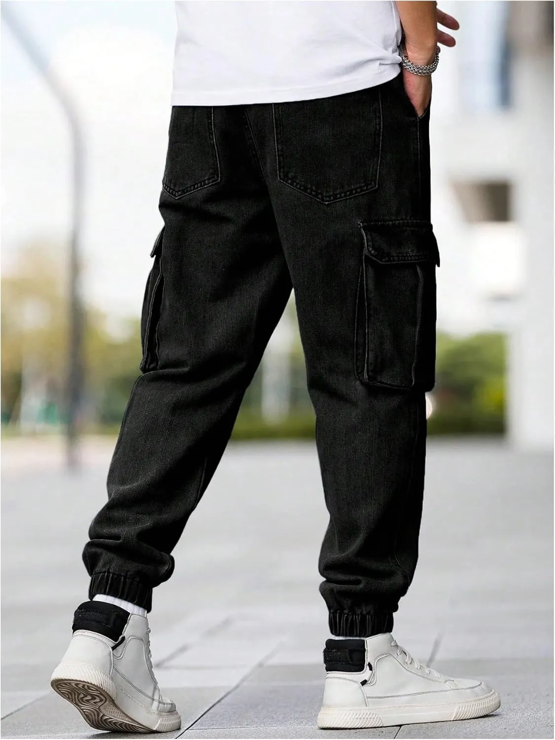 Verdusa Men's Elastic Waist Drawstring Denim Cargo Pants Joggers with Pockets