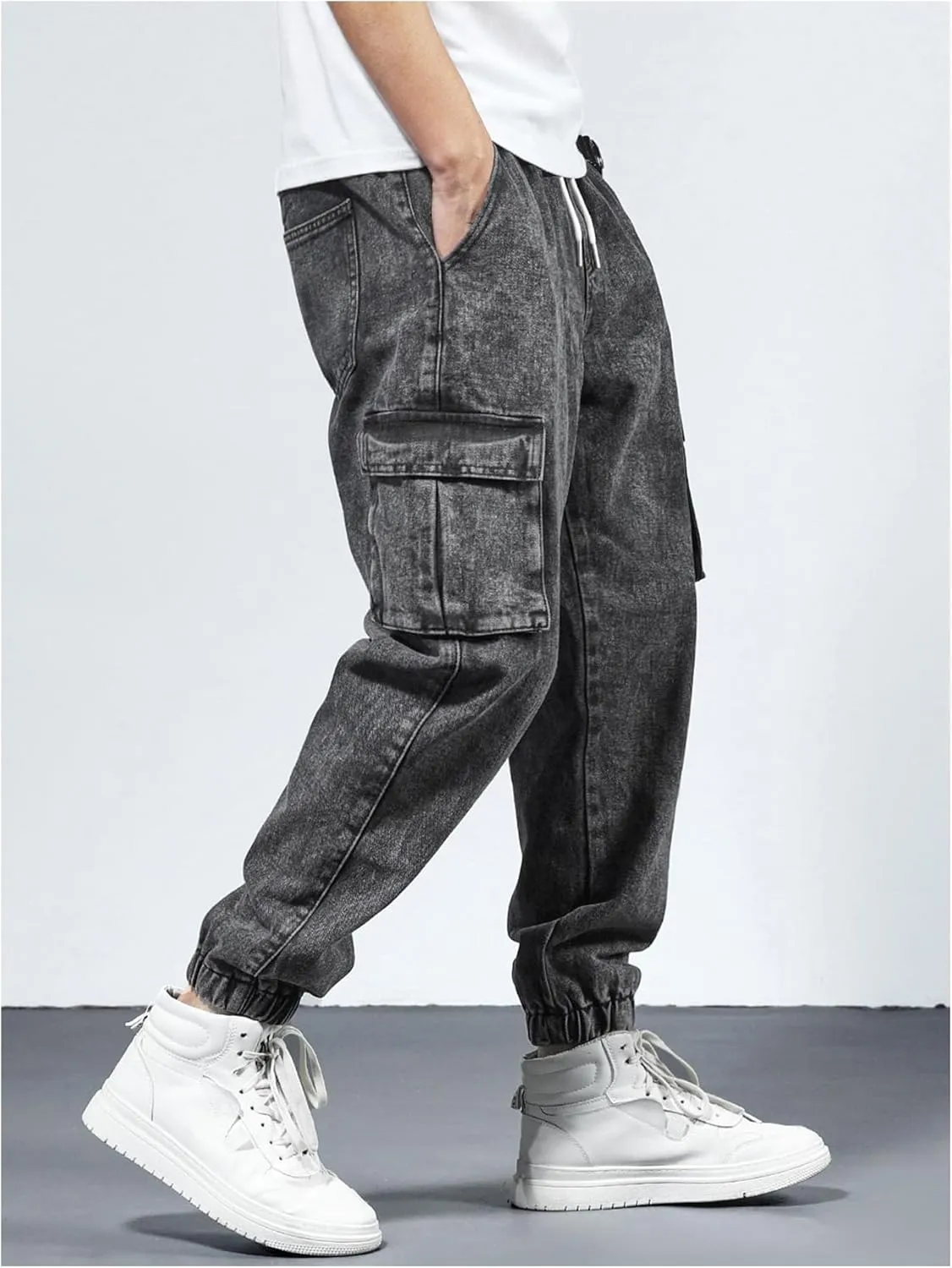Verdusa Men's Elastic Waist Drawstring Denim Cargo Pants Joggers with Pockets