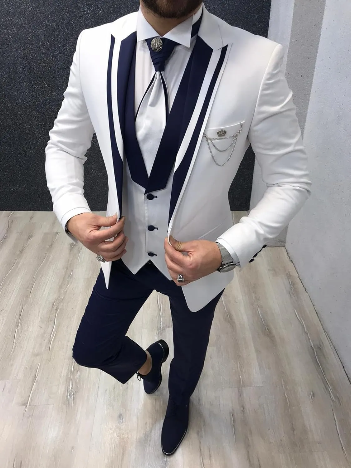 Wangyue Men's Tuxedo 3 Piece Slim Fit Suit Double Breasted Vest Wedding Suits for Men Party Prom Tuxedo Suit with Tie